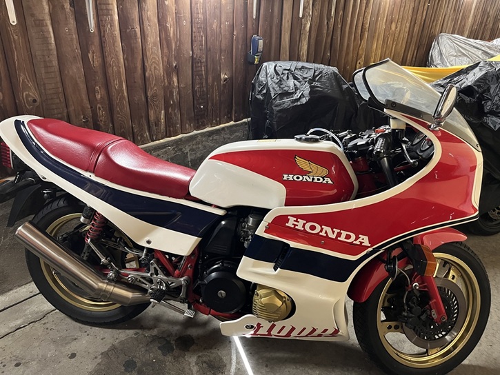 Das erste Superbike der Geschichte